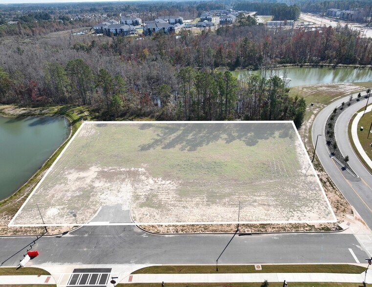 24 Mosaic Circle, Pooler, GA à louer - Photo du bâtiment - Image 2 de 5