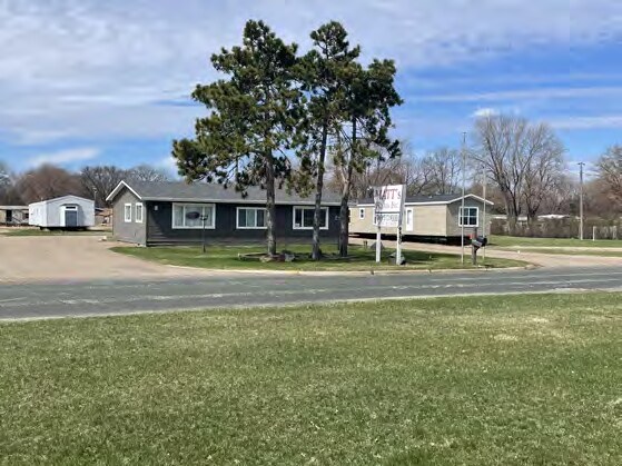 9550 Central Ave NE, Blaine, MN à vendre - Photo du bâtiment - Image 3 de 3