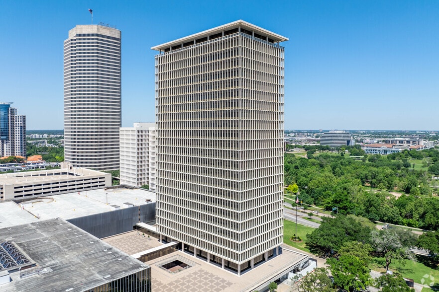 2727 Allen Pky, Houston, TX for lease - Building Photo - Image 1 of 5