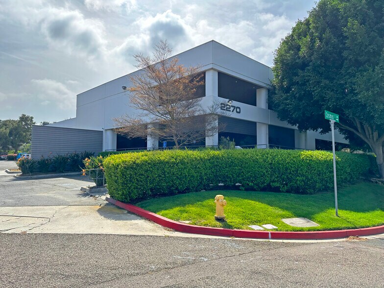 2270 Cosmos Ct, Carlsbad, CA à louer - Photo du bâtiment - Image 1 de 5