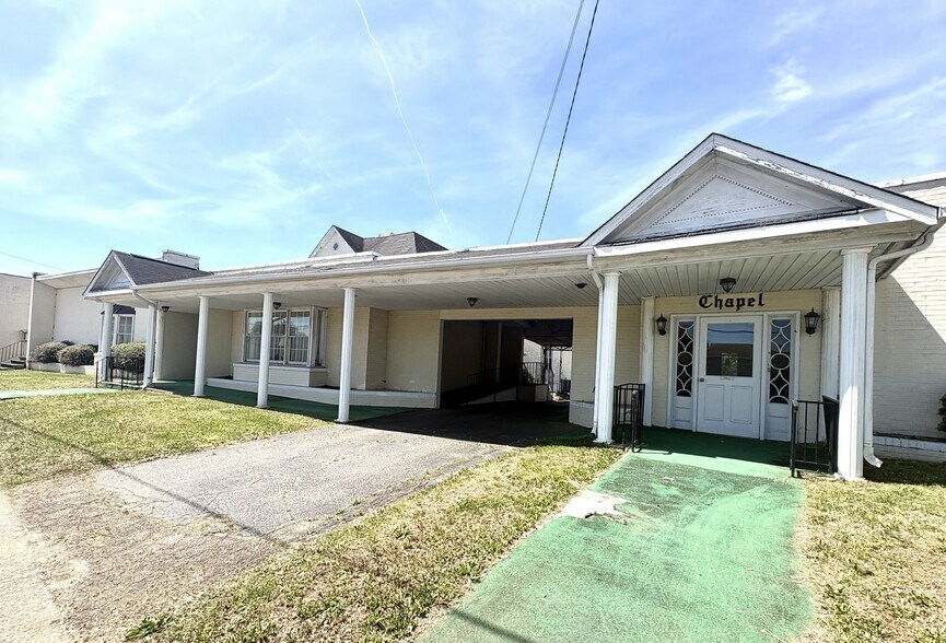 2025 N Main St, Danville, VA à vendre - Photo du bâtiment - Image 2 de 81