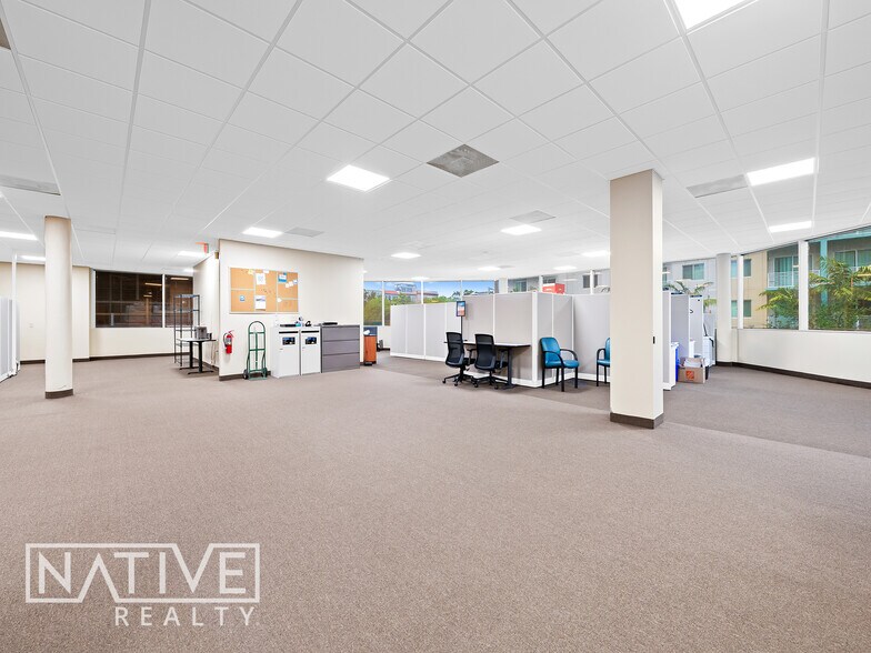 634 NE 3rd Ave, Fort Lauderdale, FL à louer - Photo du bâtiment - Image 3 de 14