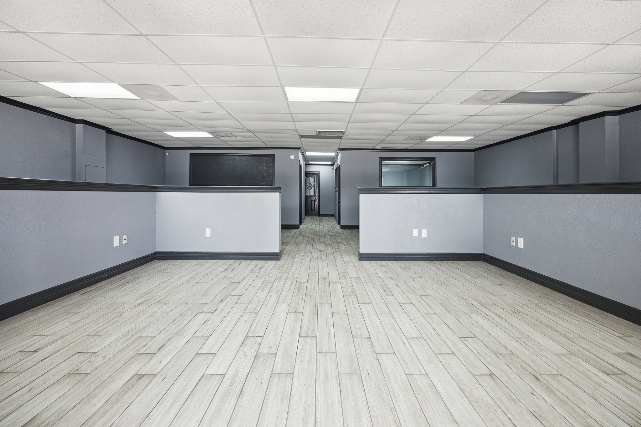 2102-2112 Pease St, Houston, TX for lease Building Photo- Image 1 of 3