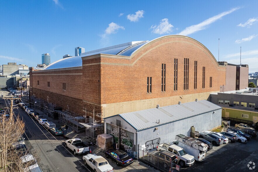 1800 Mission St, San Francisco, CA à louer - Photo du bâtiment - Image 3 de 9