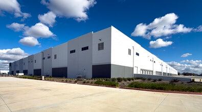 Industrial Dr, Stockton, CA à louer Photo du bâtiment- Image 2 de 10