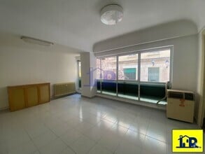 Office in Cuenca, Cuenca for lease Interior Photo- Image 2 of 7