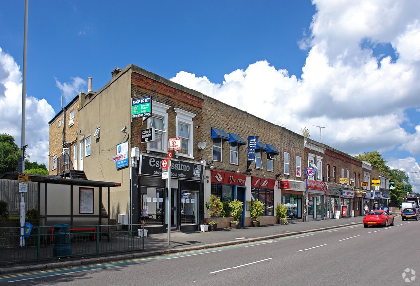 75 High Rd, London for lease - Building Photo - Image 2 of 3