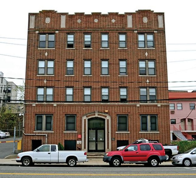 2040 John F Kennedy Blvd, Jersey City, NJ for sale - Building Photo - Image 3 of 6
