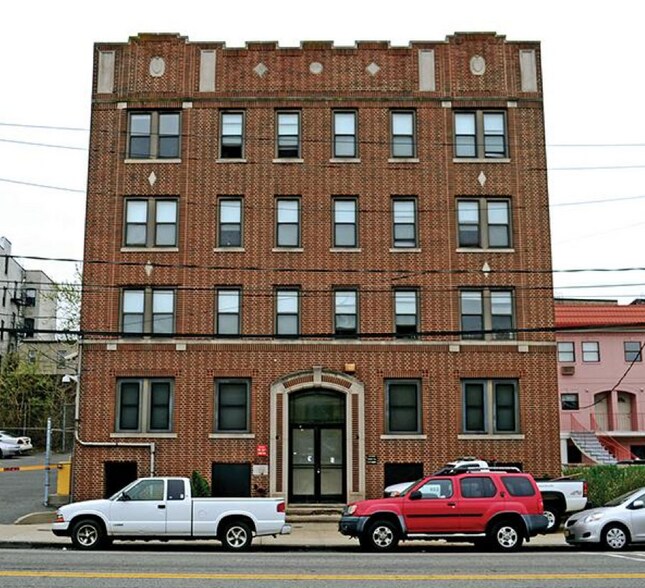 2040 John F Kennedy Blvd, Jersey City, NJ à vendre - Photo du bâtiment - Image 3 de 6