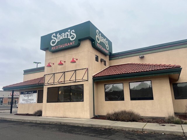 503 Mount Hood St, The Dalles, OR à vendre - Photo du bâtiment - Image 2 de 4