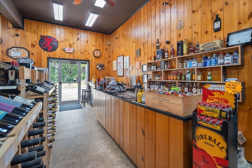 3585 US-20, Sloansville, NY à vendre - Photo du bâtiment - Image 3 de 17
