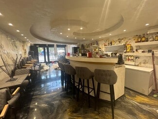 Plus de détails pour Commerce de détail à louer