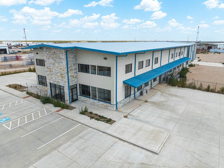 9309 W I-20, Midland, TX à louer - Photo du bâtiment - Image 1 de 23