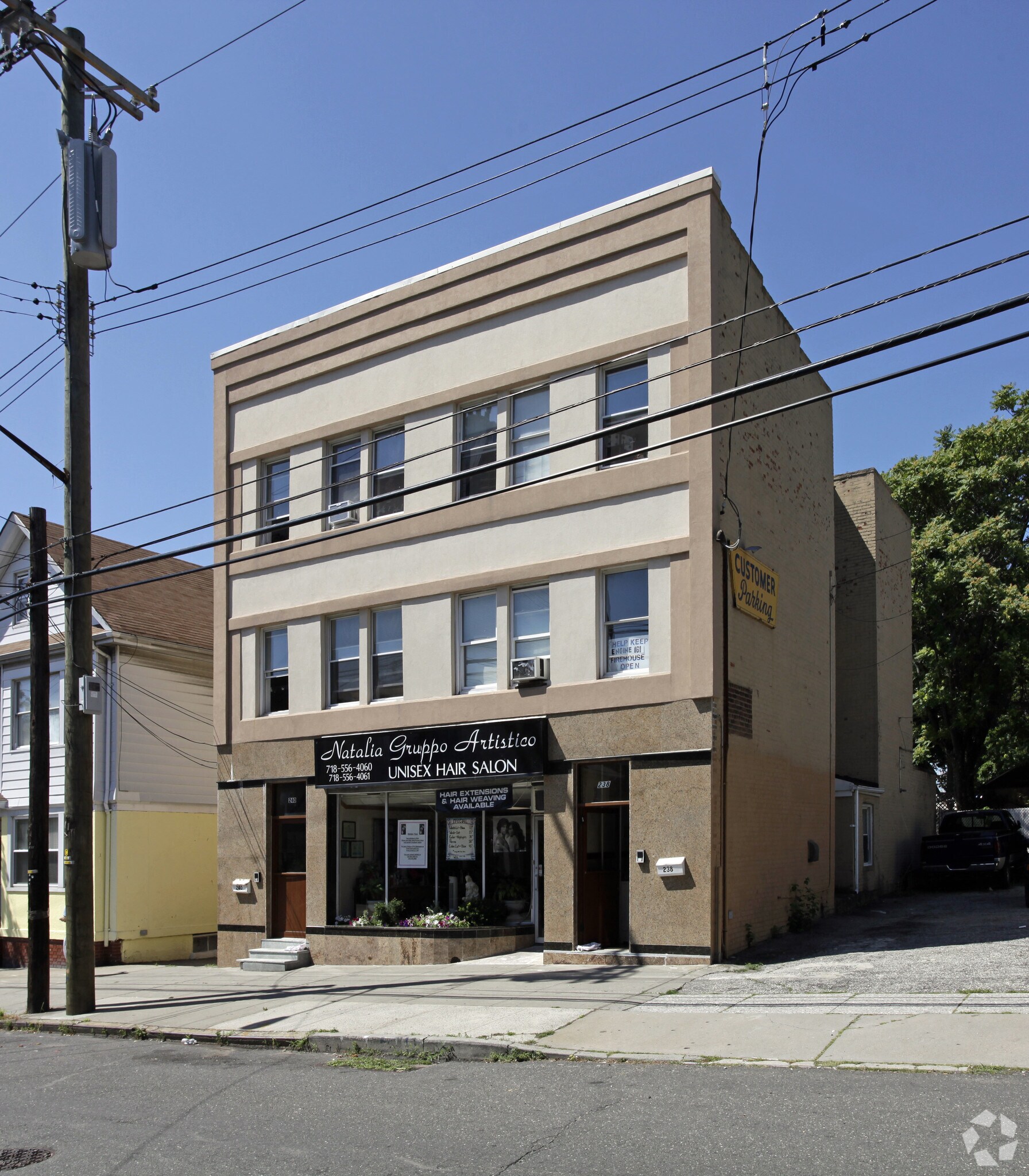 238-240 Sand Ln, Staten Island, NY à vendre Photo du bâtiment- Image 1 de 6