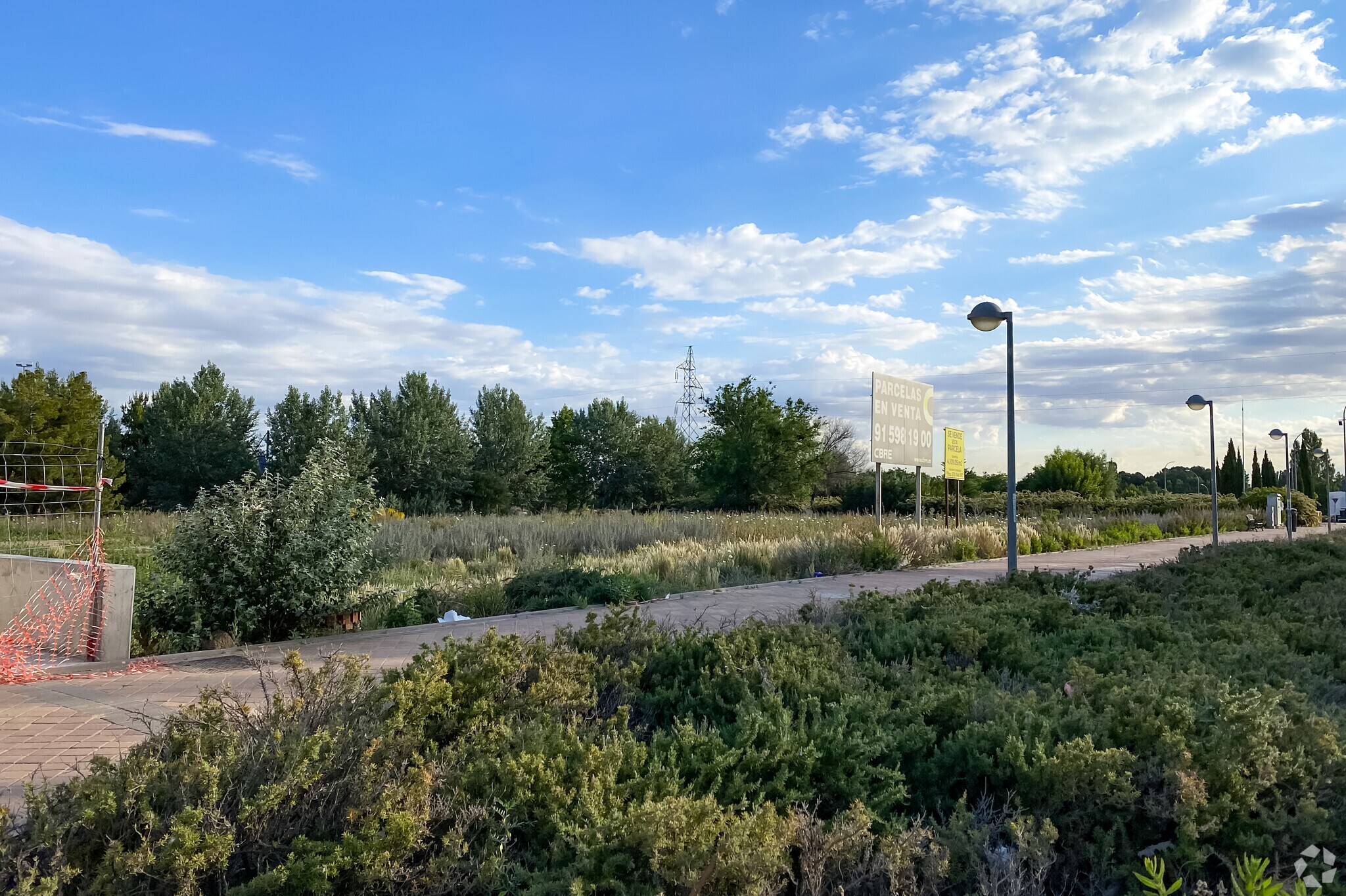 Land in Meco, Madrid for sale Primary Photo- Image 1 of 3