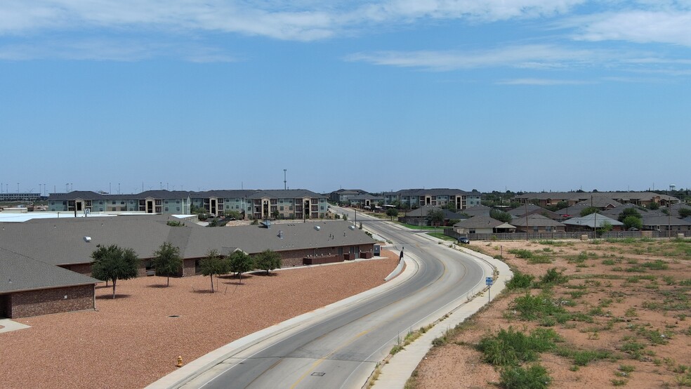 Beal Parkway, Midland, TX à vendre - Photo du bâtiment - Image 2 de 13