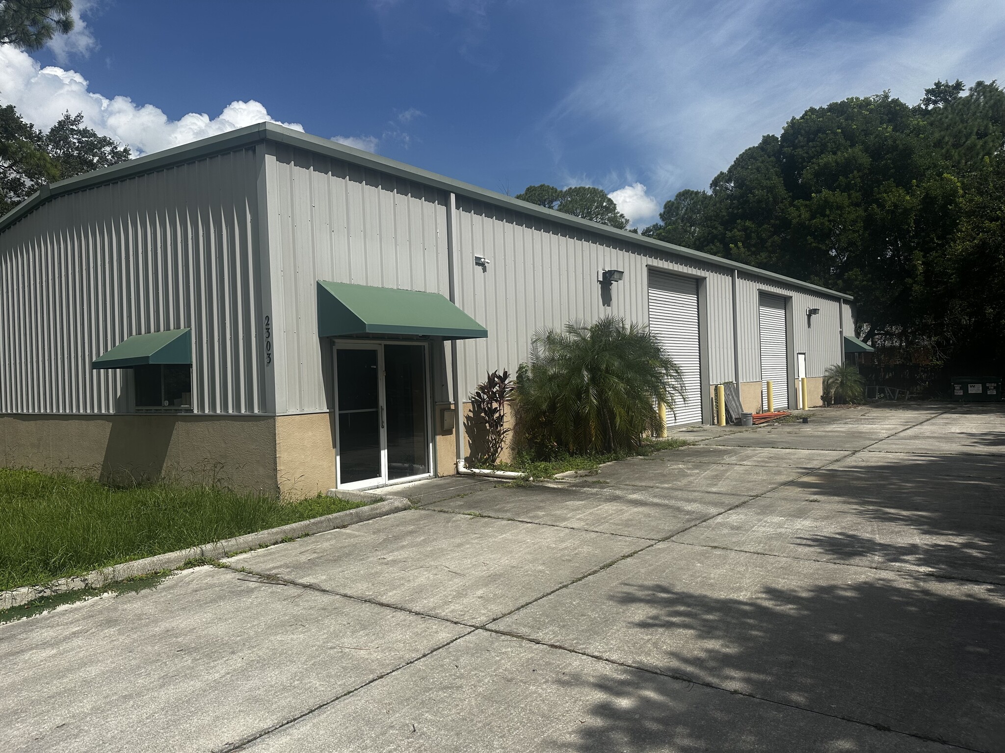 2303 58th Ave E, Bradenton, FL for lease Interior Photo- Image 1 of 22