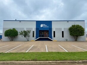 2901 Suffolk Dr, Fort Worth, TX à louer Photo du bâtiment- Image 1 de 4
