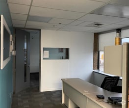 111 Simcoe St N, Oshawa, ON à louer Photo intérieure- Image 2 de 7