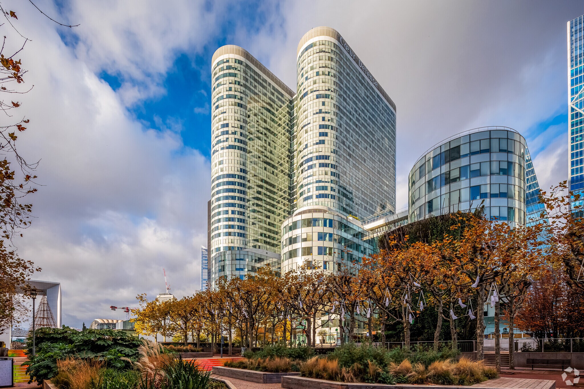 70-110 Esplanade Du Général De Gaulle, Courbevoie for lease Primary Photo- Image 1 of 7