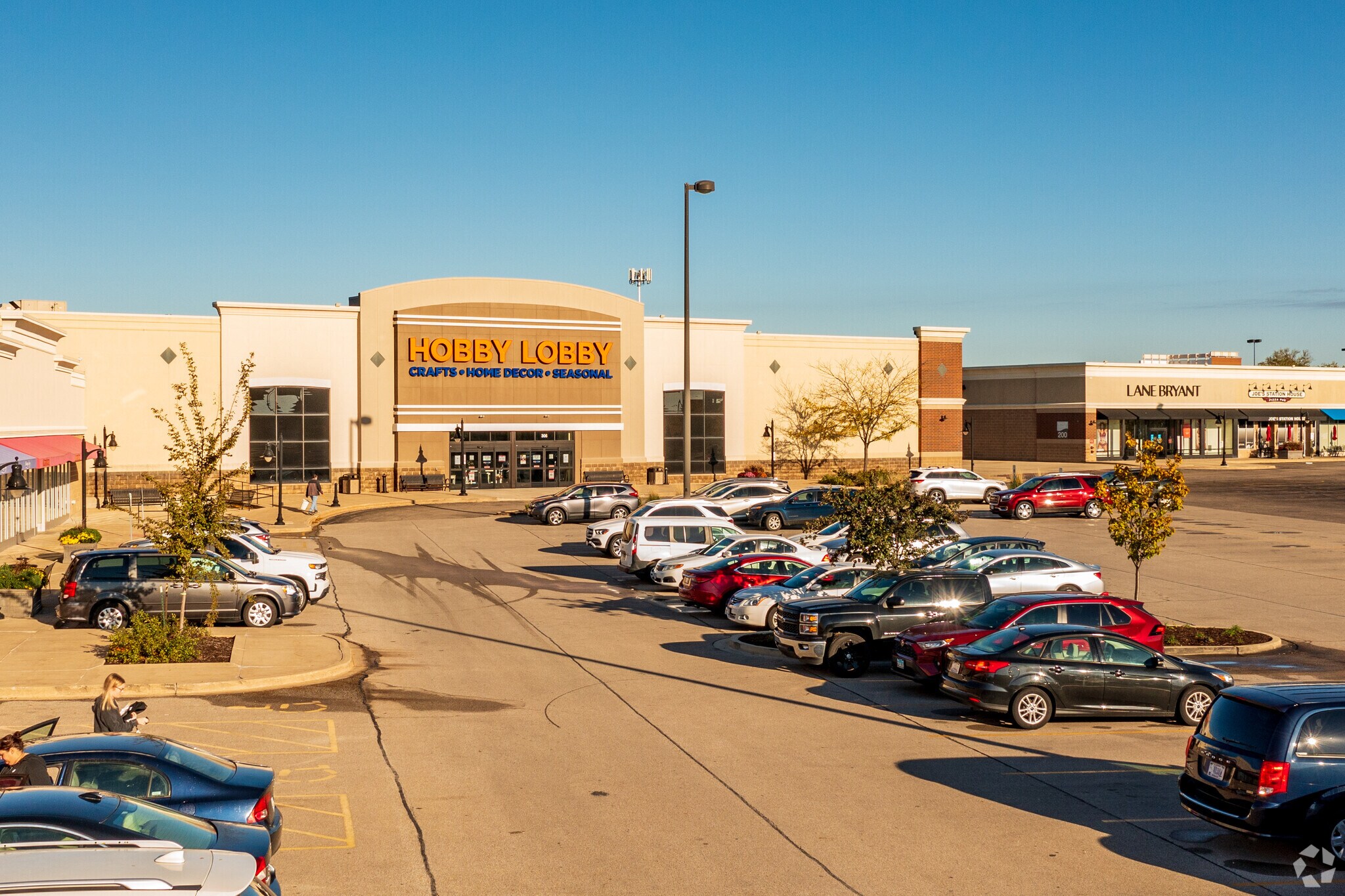 300-320 S Towanda Ave, Normal, IL for sale Primary Photo- Image 1 of 22