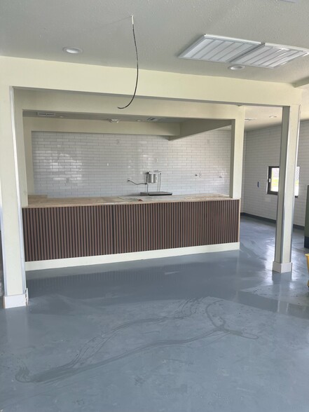 7810 Bellfort Rd, Houston, TX for sale - Building Photo - Image 2 of 10