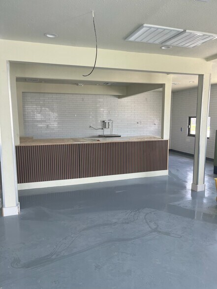 7810 Bellfort Rd, Houston, TX à louer - Photo du bâtiment - Image 2 de 13