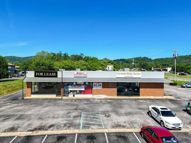 More details for 1970 E Washington Ave, Vinton, VA - Retail for Lease