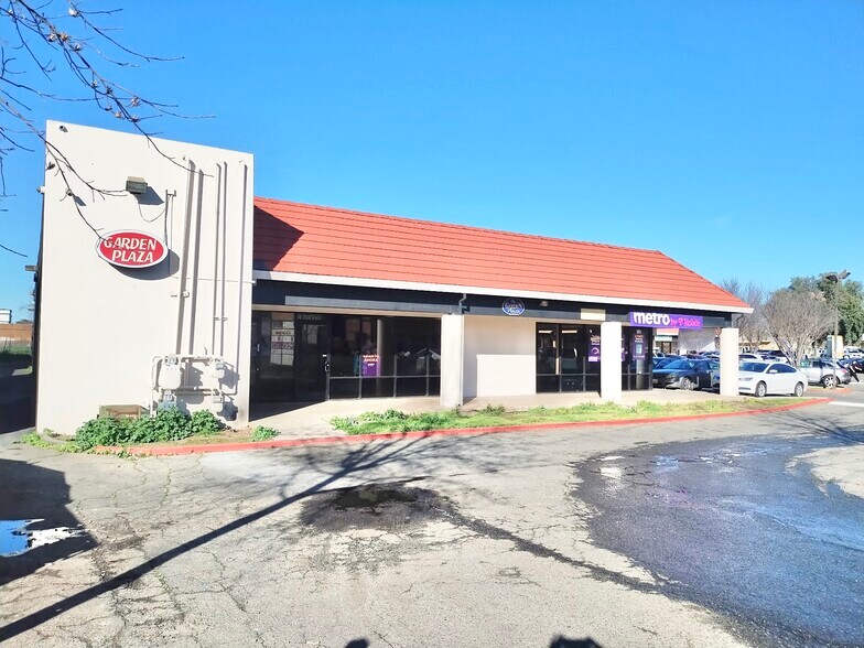 2201 Northgate Blvd, Sacramento, CA à louer - Photo du bâtiment - Image 3 de 12