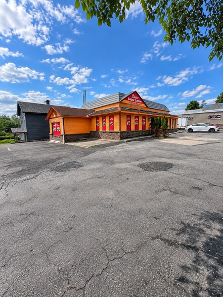 401 W Dominick St, Rome, NY à vendre - Photo du bâtiment - Image 3 de 31