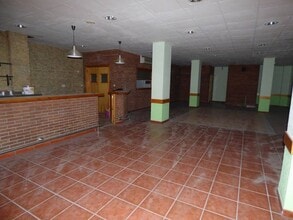 Commerce de détail dans Vilanova del Camí, Barcelona à louer Photo intérieure- Image 2 de 12