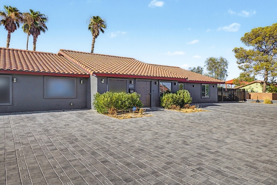 6470 W Desert Inn Rd, Las Vegas, NV for sale - Building Photo - Image 3 of 59