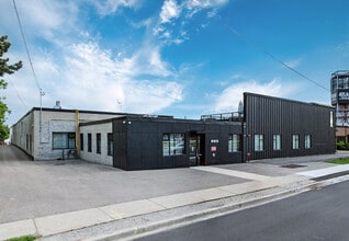 883 Islington Ave, Toronto, ON for lease Building Photo- Image 2 of 4