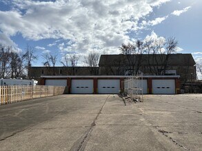 1011 Gorge Blvd, Akron, OH for lease Building Photo- Image 2 of 19