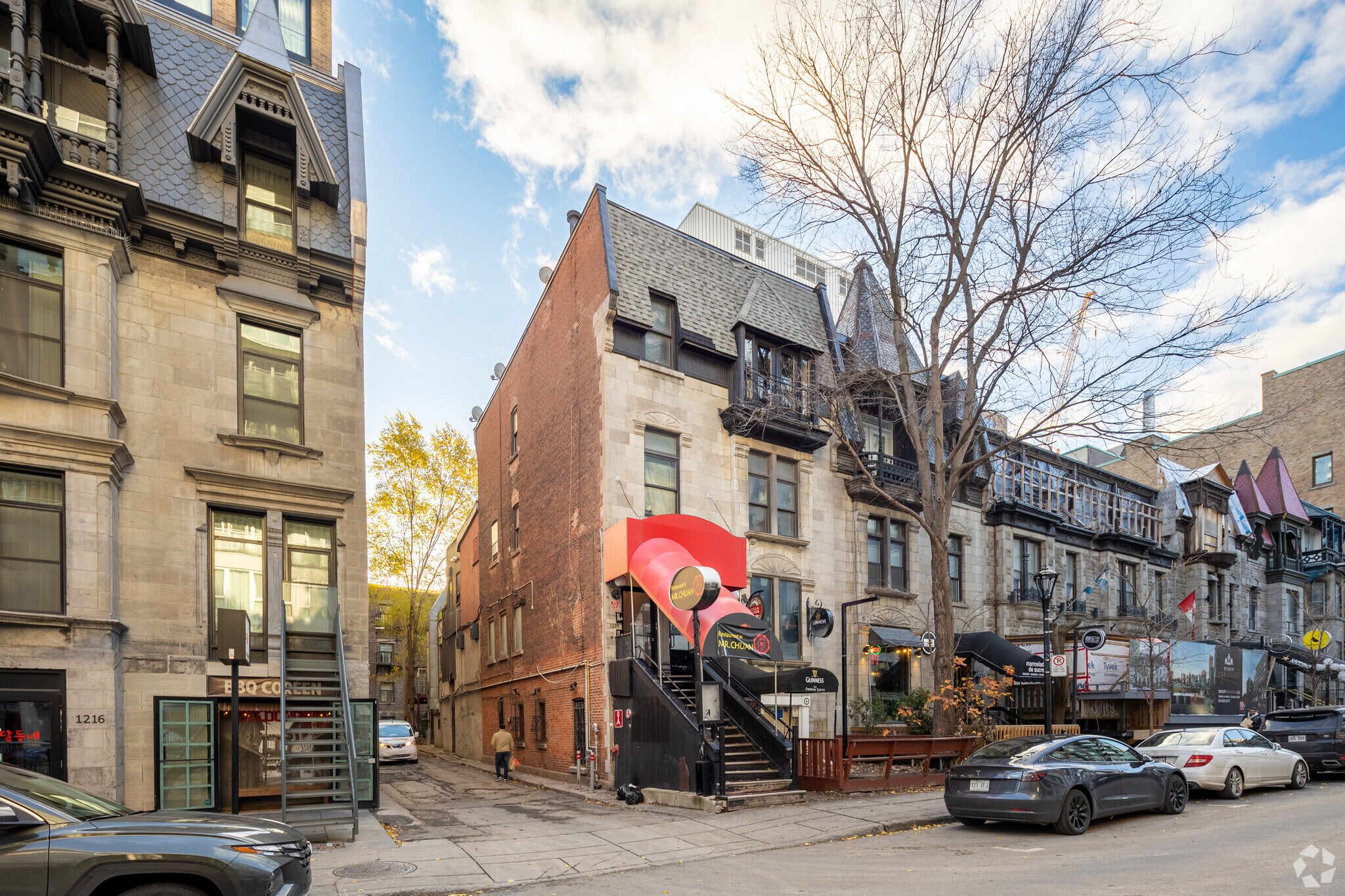 1218-1224 Rue Bishop, Montréal, QC for sale Primary Photo- Image 1 of 1