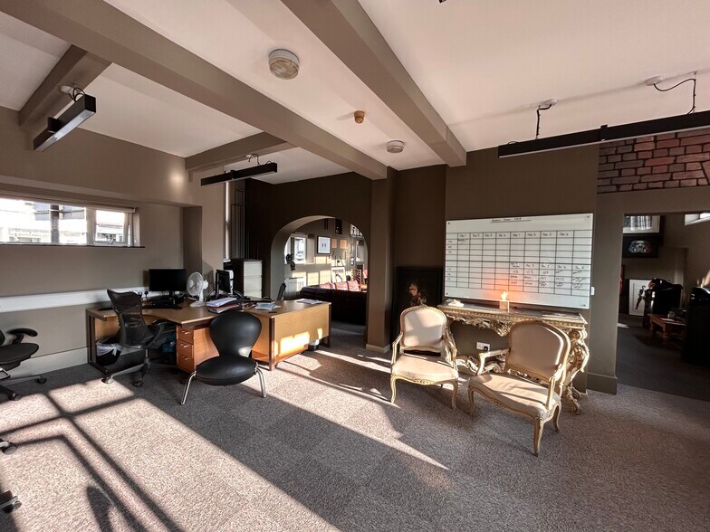 128 St. Georges Rd, Bristol à vendre - Photo du bâtiment - Image 3 de 7