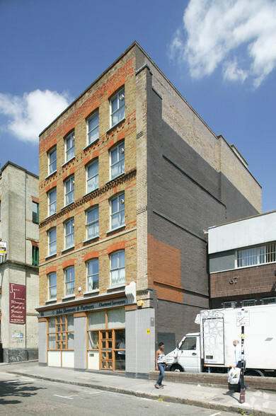 66 Turnmill St, London à louer - Photo du bâtiment - Image 1 de 3