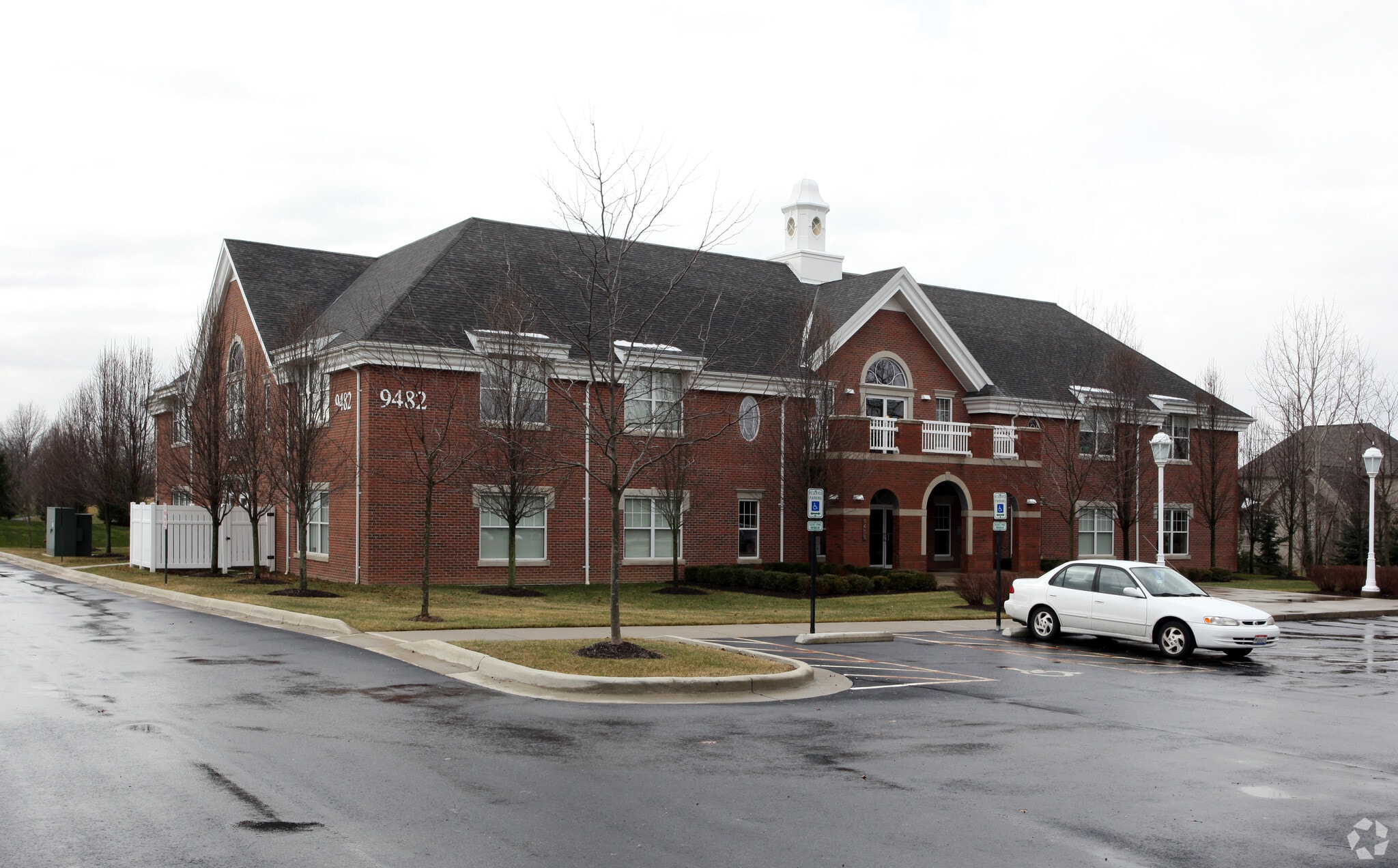 9482 Wedgewood Blvd, Powell, OH for lease Primary Photo- Image 1 of 12