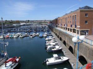 Plus de détails pour Nelson Quay, Milford Haven - Commerce de détail à louer