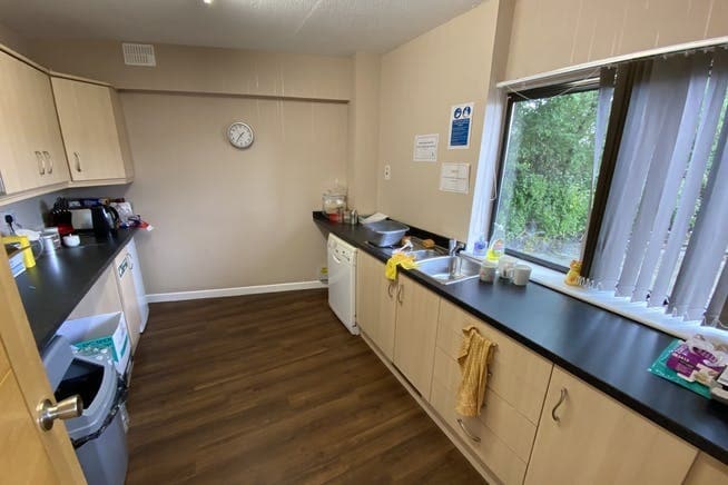 Warpsgrove Ln, Chalgrove for sale - Interior Photo - Image 2 of 4