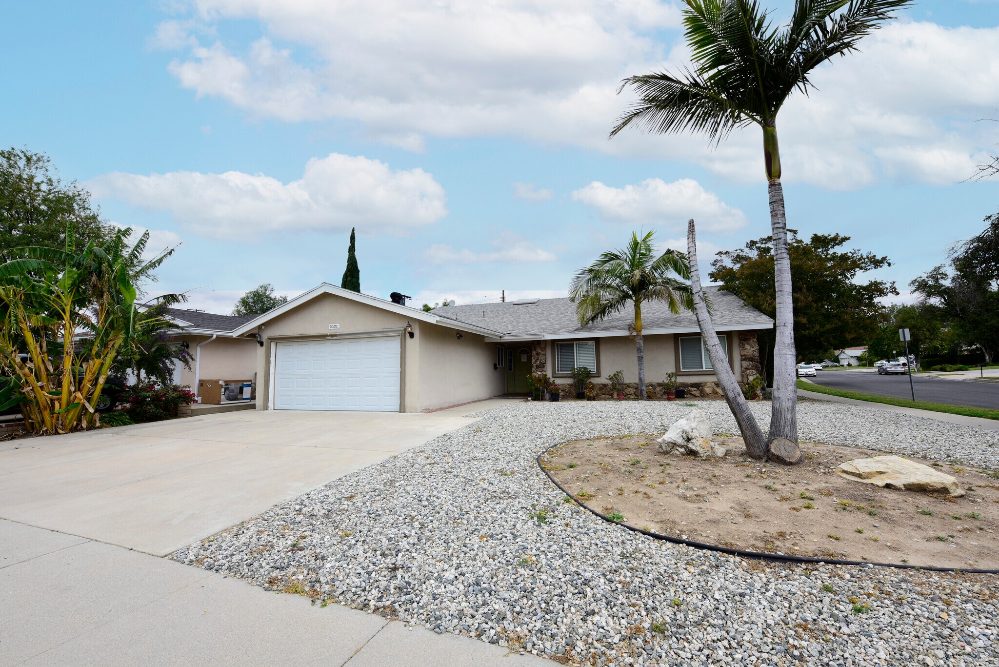 20601 Mayall St, Chatsworth, CA for sale Primary Photo- Image 1 of 8