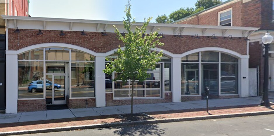 250 Union St, New Bedford, MA for lease Primary Photo- Image 1 of 2