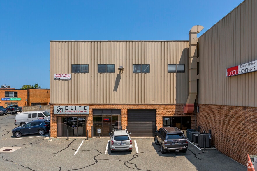 12115 Parklawn Dr, Rockville, MD for lease - Building Photo - Image 3 of 5