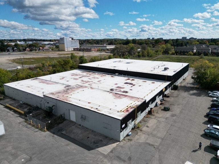 325 Stirling Ave S, Kitchener, ON for lease - Building Photo - Image 2 of 3