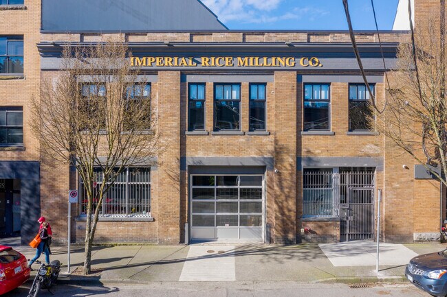 Plus de détails pour 339 Railway St, Vancouver, BC - Industriel à louer
