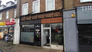 Plus de détails pour 22 Mutton Ln, Potters Bar - Local commercial à louer