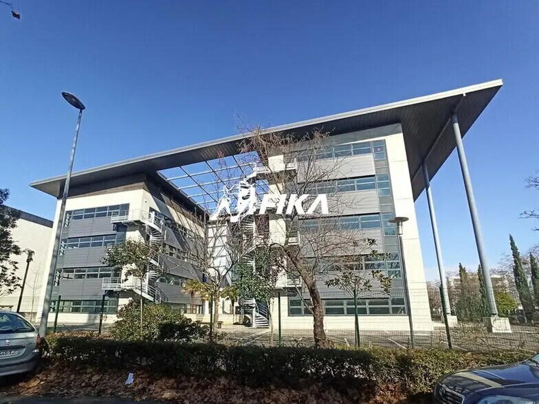 3 Rue Dieudonné Costes, Blagnac à louer - Photo du bâtiment - Image 2 de 4