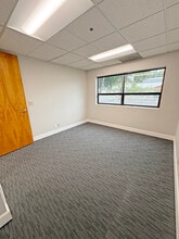 3250 Dutton Ave, Santa Rosa, CA for lease Interior Photo- Image 2 of 8
