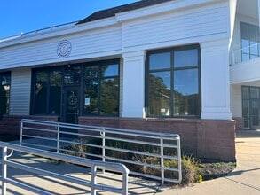 3045 Tower Hill Rd, South Kingstown, RI for lease Interior Photo- Image 1 of 7