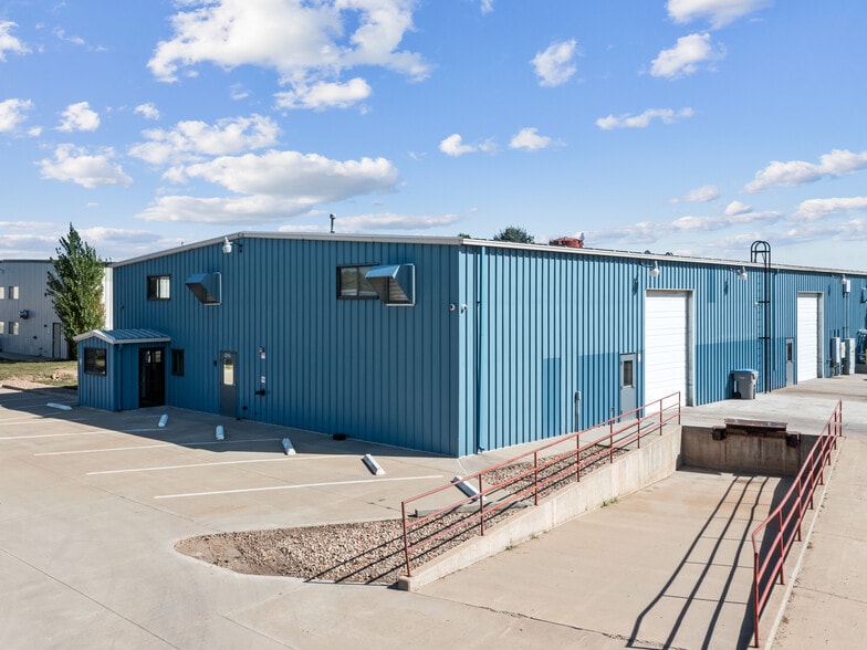 14320 Longs Peak Ct, Longmont, CO for lease - Building Photo - Image 1 of 24
